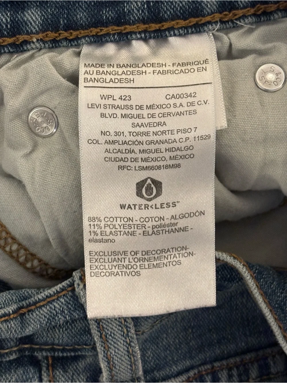 Signature Levi Strauss & Co Regular Fit Mens Jeans 31 x 30 Medium Wash Blue